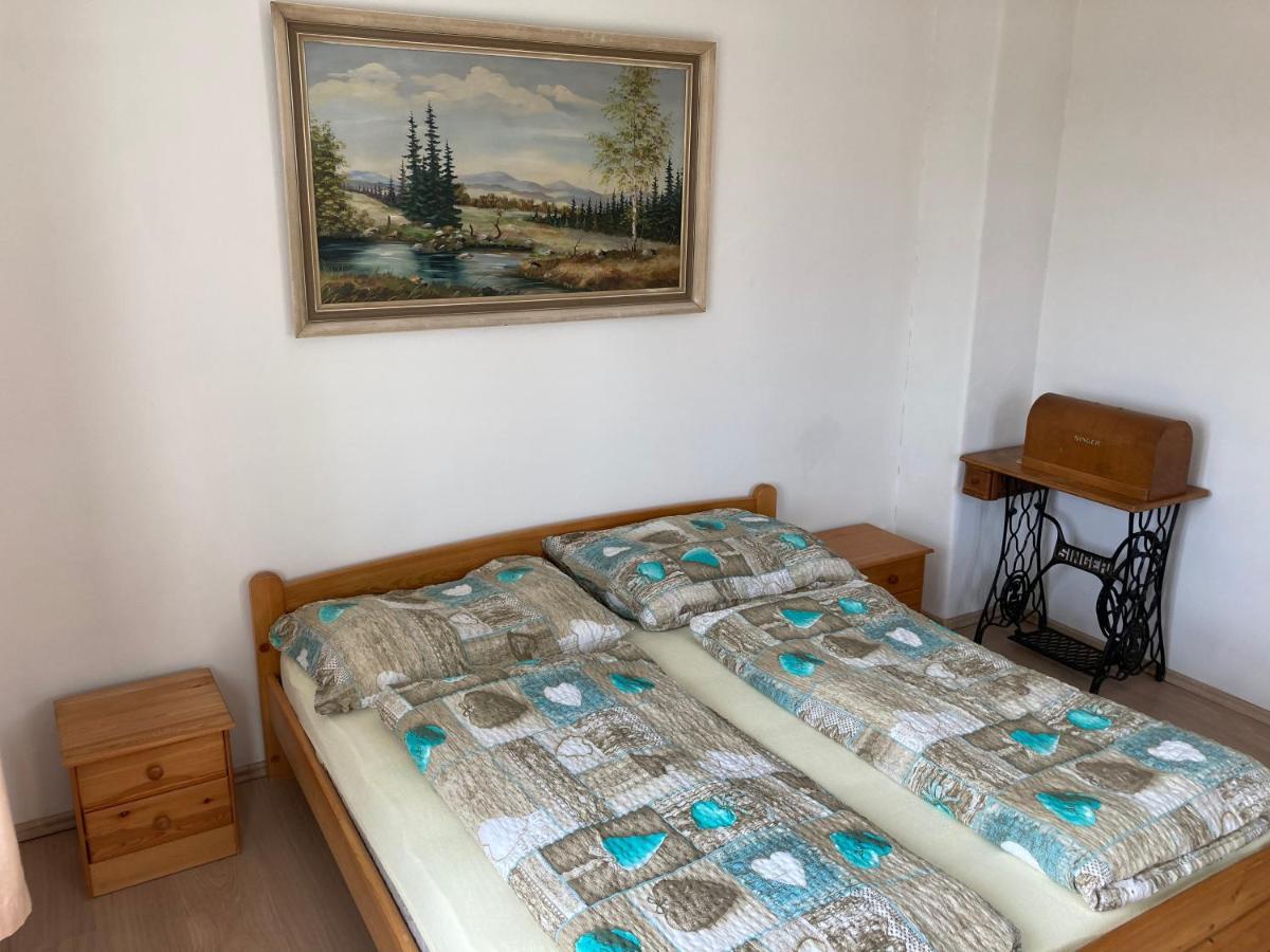 Vila Galant Konice Екстер'єр фото