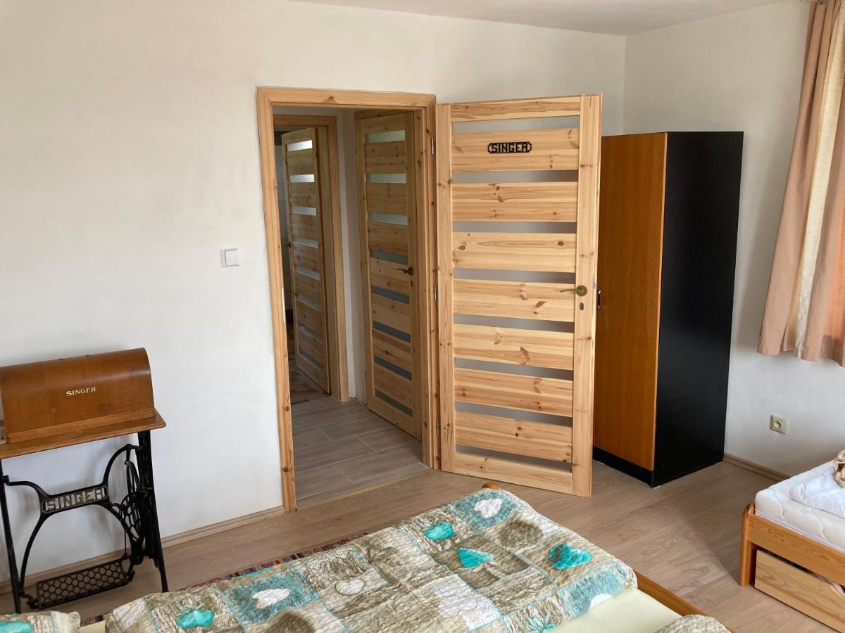 Vila Galant Konice Екстер'єр фото